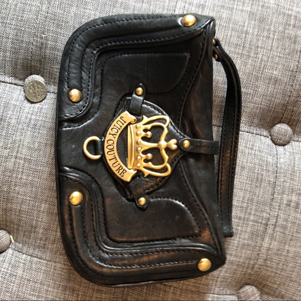 Juicy Couture black wristlet